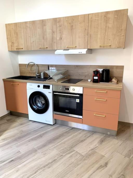 Appartement Secteur Gare Et Place De La Comedie, Wifi & Climatisation Montpellier Esterno foto