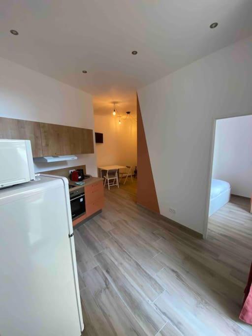 Appartement Secteur Gare Et Place De La Comedie, Wifi & Climatisation Montpellier Esterno foto