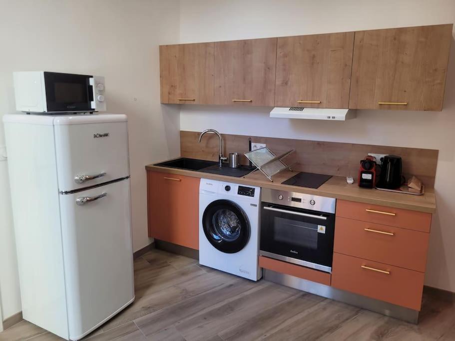 Appartement Secteur Gare Et Place De La Comedie, Wifi & Climatisation Montpellier Esterno foto